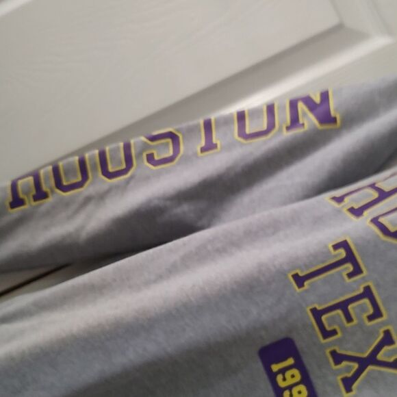 Denim & Flower  Ricky Singh Houston Texas  gray sweatshirt  Sz M - Picture 4 of 7